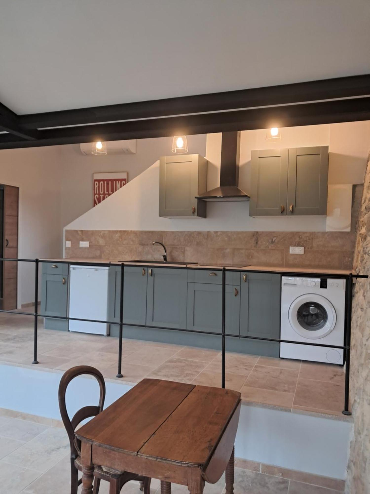 Bed and Breakfast Le Vieux Moulin De Jouques Екстер'єр фото