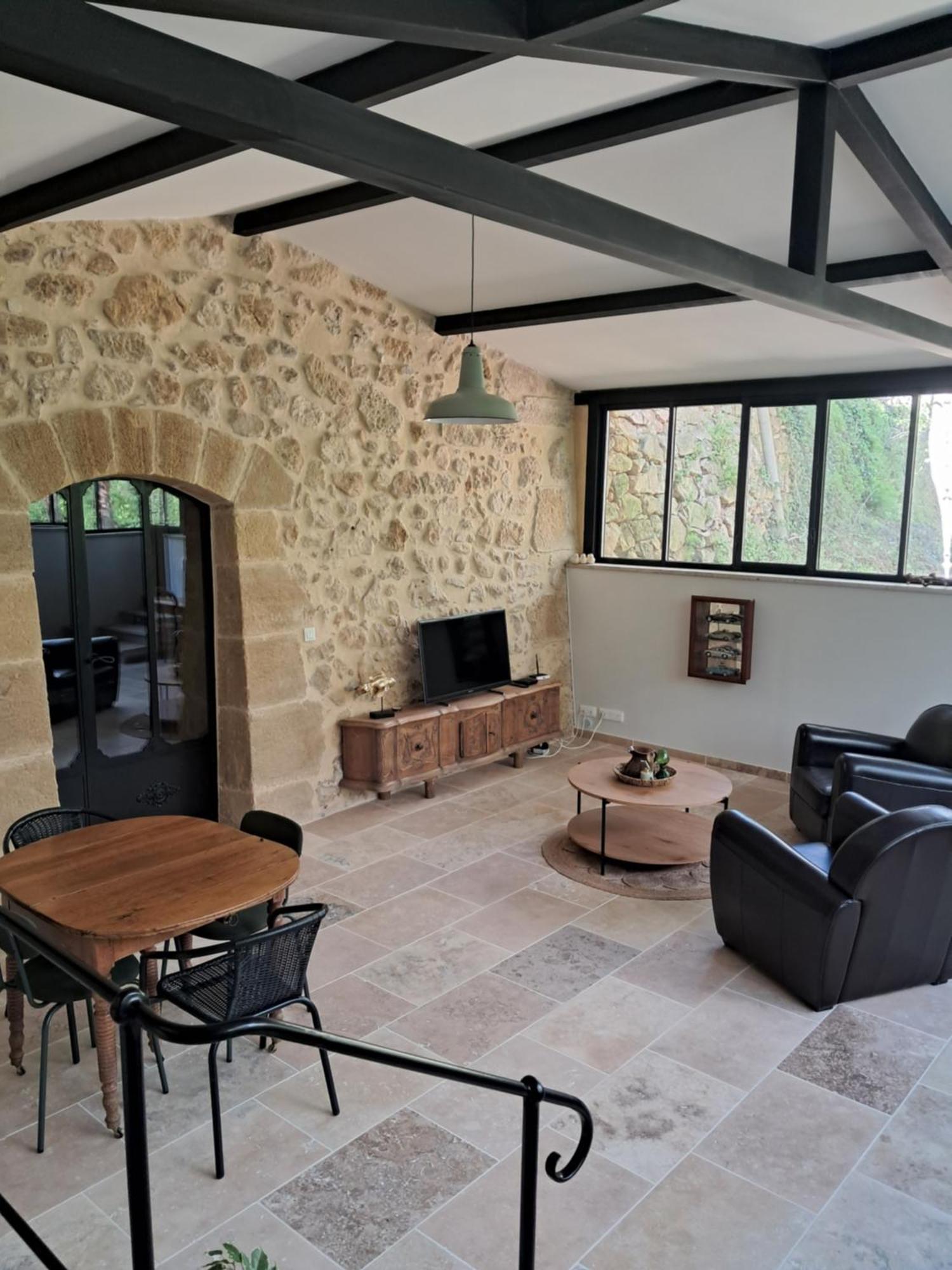 Bed and Breakfast Le Vieux Moulin De Jouques Екстер'єр фото